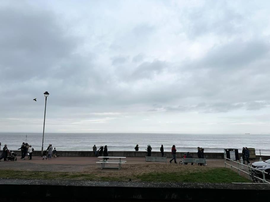 The Porty Beach House เอดินบะระ ภายนอก รูปภาพ